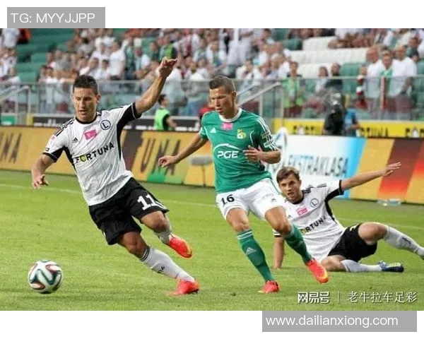 华沙军团与阿斯坦纳的激烈对决分析及赛后精彩回顾